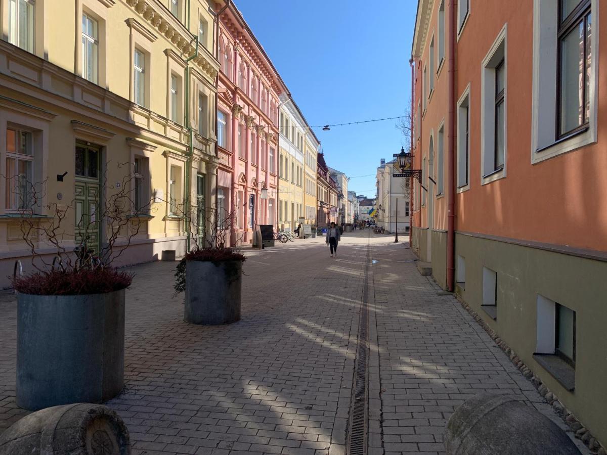 Rueuetli - Cute Old Town Apartment - 2 Big Beds, Free Parking تارتو المظهر الخارجي الصورة