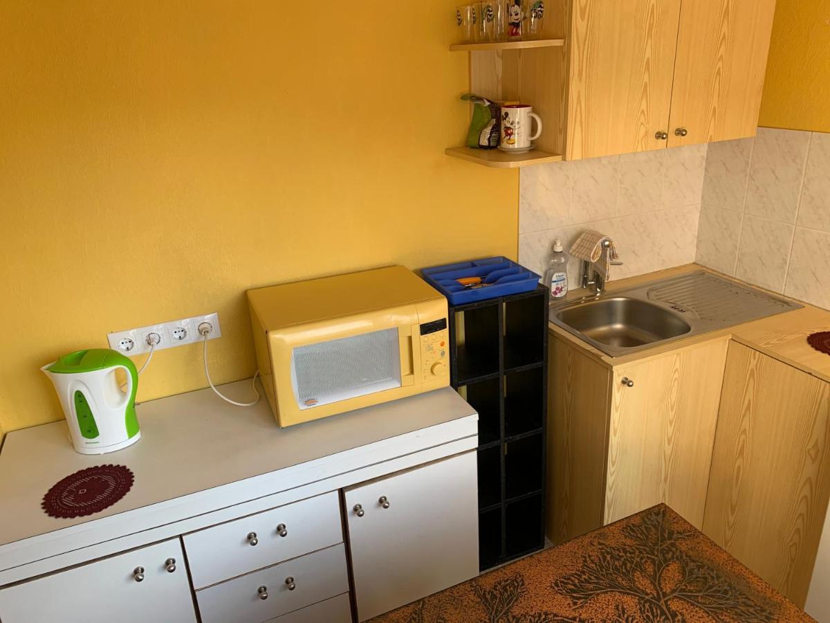 Rueuetli - Cute Old Town Apartment - 2 Big Beds, Free Parking تارتو المظهر الخارجي الصورة